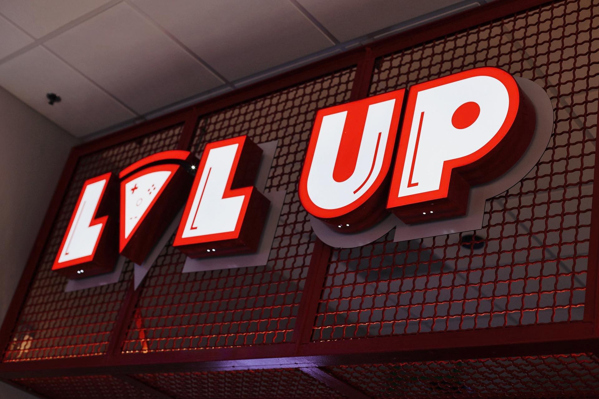 LVL Up Logo
